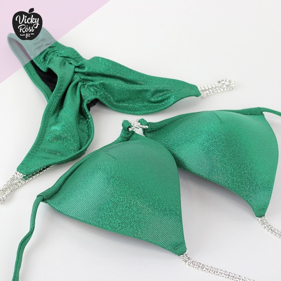 Emerald Plain Competition Bodybuilding Posing Suit